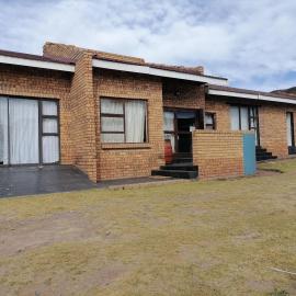Kubo Bed and Breakfast, hotel in Cofimvaba