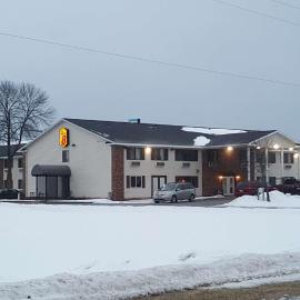 Super 8 by Wyndham Plover Stevens Point Area, hotel a Plover