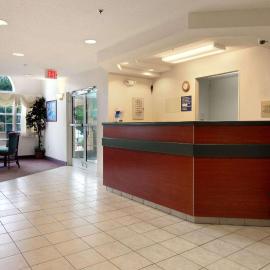 Super 8 by Wyndham Harbison/Parkridge Hospital，哥倫比亞的飯店