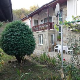 Сара, hotel in Gabrovo