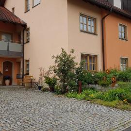 Ferienwohnungen Renner، فندق في Viereth-Trunstadt