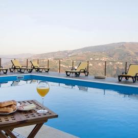 Vila Douro Guesthouse, hotel in Mesão Frio