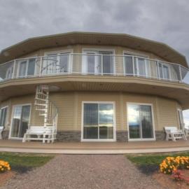 Around the Sea - Cana da's Rotating House, Suites & Tours
