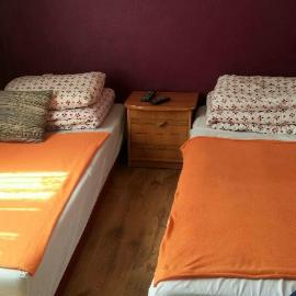 MHostel, hotel in Piaseczno