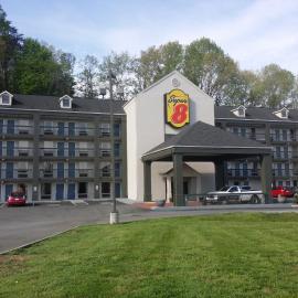 Super 8 by Wyndham Pigeon Forge-Emert St, hótel í Pigeon Forge