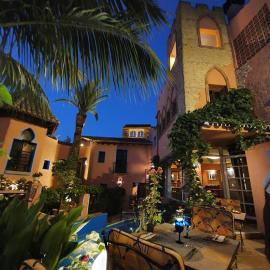 Hotel Amanhavis, hotel u gradu Benavis