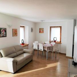 Appartamento Rosina, per 4/6 persone. In centro
