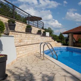 Apartment Mario, hotell i Otočac