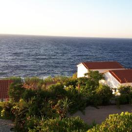 Muses sea view bungalow, hotel u gradu Armenistis