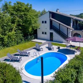 Cozy Home In Vinica Breg, hotel i Vinica