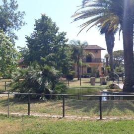 Casale di Padiglione में, होटल Hotel Villa dei Butteri - Aprilia