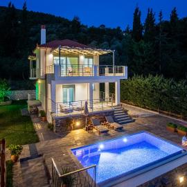 Villa Kotronaki – hotel w mieście Skopelos