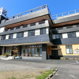 Yurakuan Miyazaki, hotel Mijazakiban