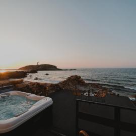 Portara Seaside Luxury Suites, מלון בנקסוס חורה