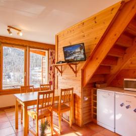 L'Elva Hameau des Chazals Nevache Hautes Alpes