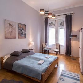 Belvárosi Vintage Apartman a sétálóutcán, hotel in Miskolc