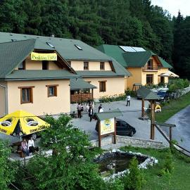 Penzion Ustie, khách sạn ở Trstená