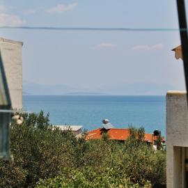2 Space - Selfcatering Apartment Helen No 7, hotel a Xiropigado