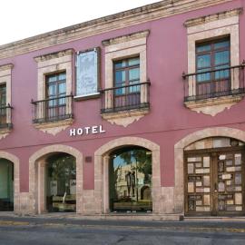 Hotel Casa del Virrey & Suites