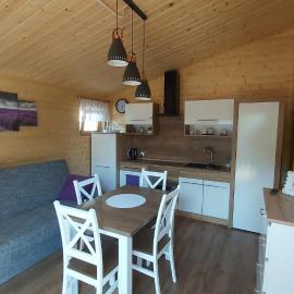 Nowoczesne Domki Całoroczne klimatyzowane, hotel in Ciechocinek
