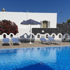 Atlas Pension, hotell i Karterados