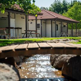 כפר הנופש מעיין, hotel u gradu Ma‘yan Barukh