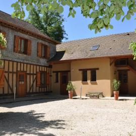 Domaine du Der - au milieu de nulle part, Chambres et tables dhotes au lac du Der, hotel in Outines