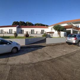Hotel Comodoro, hotel Corvóban