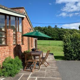 The Old Bull Pen, hotel a Abergavenny