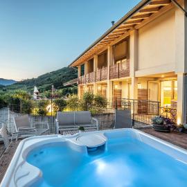 Agriturismo Al Maniero, hotel i Trento