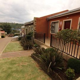 Bethesda Exclusive Selfcatering Guesthouse,, hotell sihtkohas Phuthaditjhaba