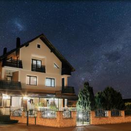 Lorena, hotel em Otočac
