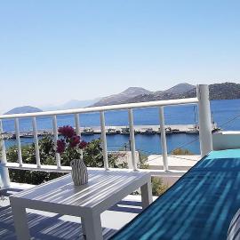 Bella Vista, hotel i Panteli
