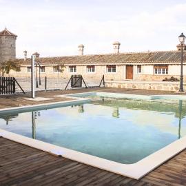Casas rurales Puente Romano, hotel in Sonseca