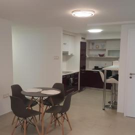 Orhidea Szuterén Apartman, hotel a Győr