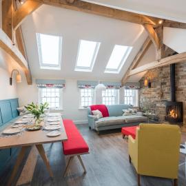 Iris 5 Star Gold Award Luxury Cottage, hotel in St Ives