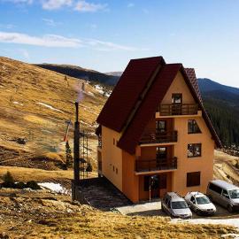 Cabana Andreea Telescaun, hotel a Ranca