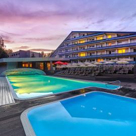 Hotel Jezerka, hotel em Seč