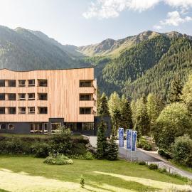Falkensteiner Hotel Antholz l Adults Only, hotel u gradu 'Anterselva di Mezzo'
