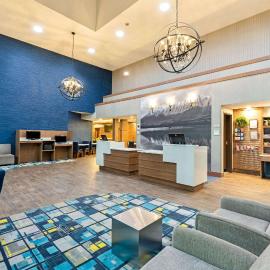 La Quinta by Wyndham Logan, hotel en Logan