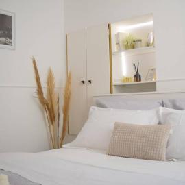 Old pearl apartment