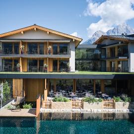 Wellness und Brunch Hotel MorgenZeit beheizter Naturteich Genuss Frühstück bis 13 Uhr Hochkönig Sommercard, hotel sa Maria Alm am Steinernen Meer