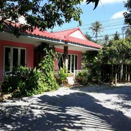 Wansawang Homestay, hotel u gradu 'Pran Buri'