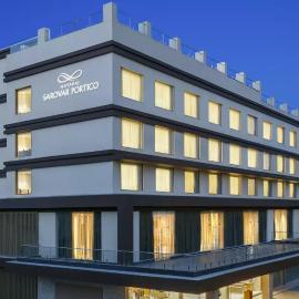Nataraj Sarovar Portico, hotel in Jhansi