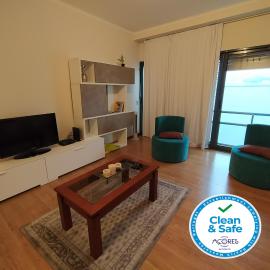 Apartamento Solmar, hotel v mestu Ponta Delgada