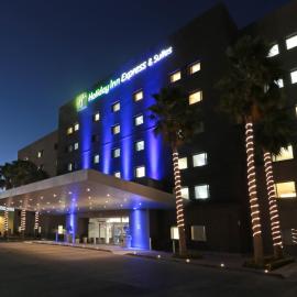 Holiday Inn Express Hotel & Suites Hermosillo by IHG, hotel v mestu Hermosillo