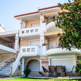 Villa Verano, hotel i Asproválta