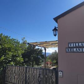 B&B Villa Melania, хотел в Фосачезия