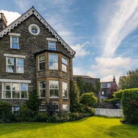 Wheatlands Lodge-Windermere - Award Winning - Adult Only - Free Car Park – hotel w mieście Windermere