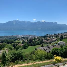Appartement moderne avec vue panoramique à Jongny proche de Montreux